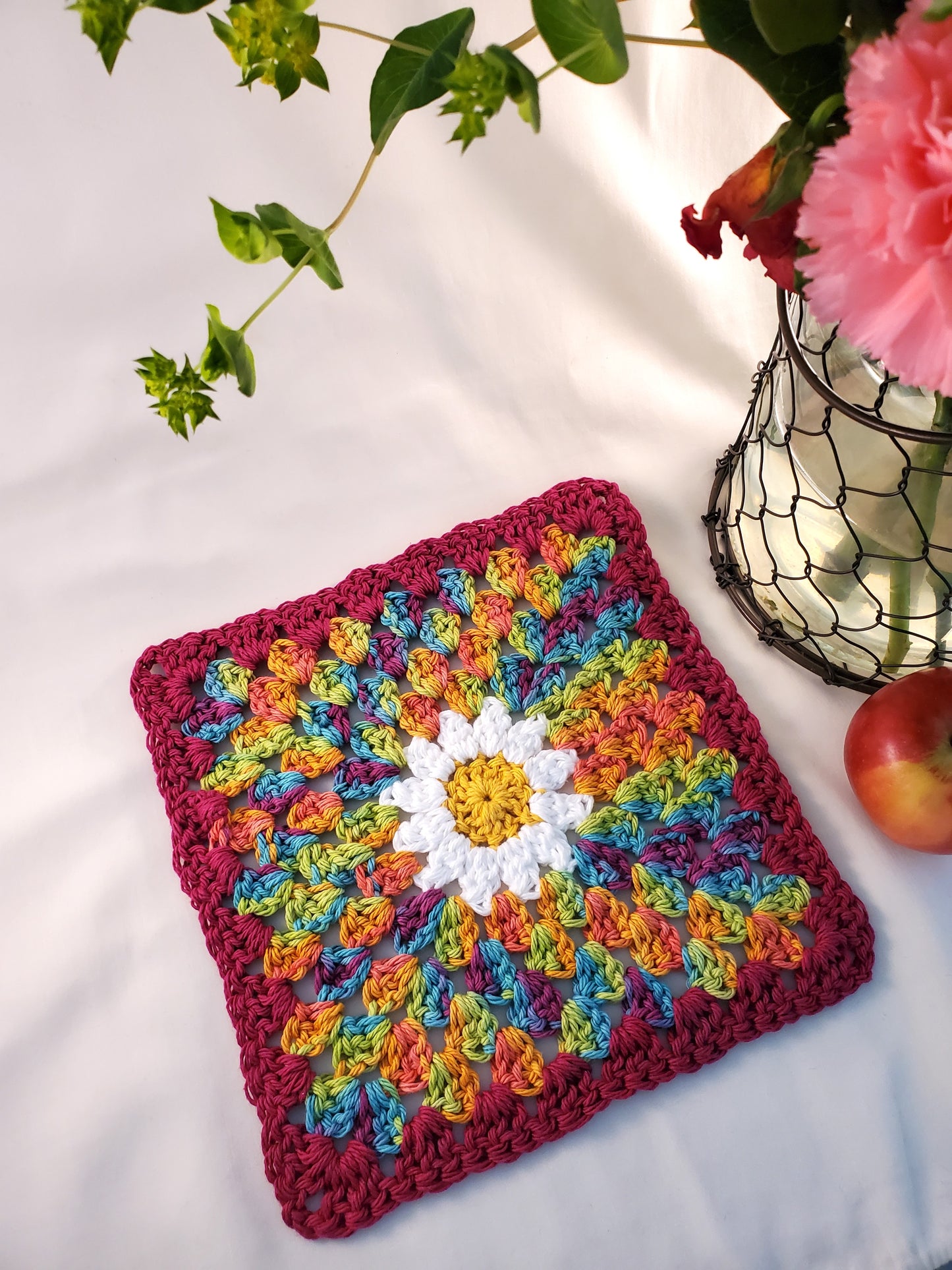 Square Daisy Hot Pad - Vibrant and Handmade