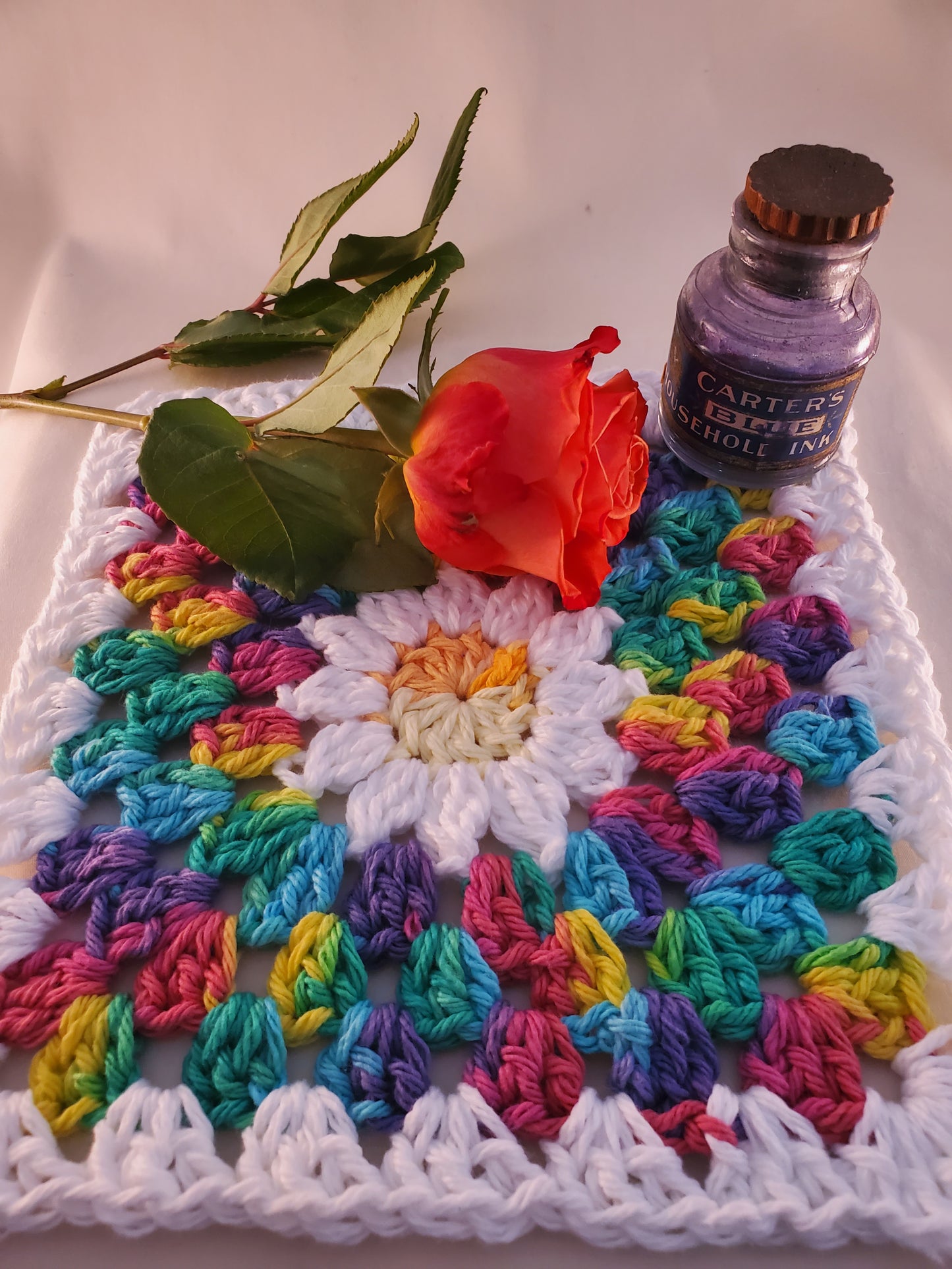 Square Daisy Hot Pad - Vibrant and Handmade