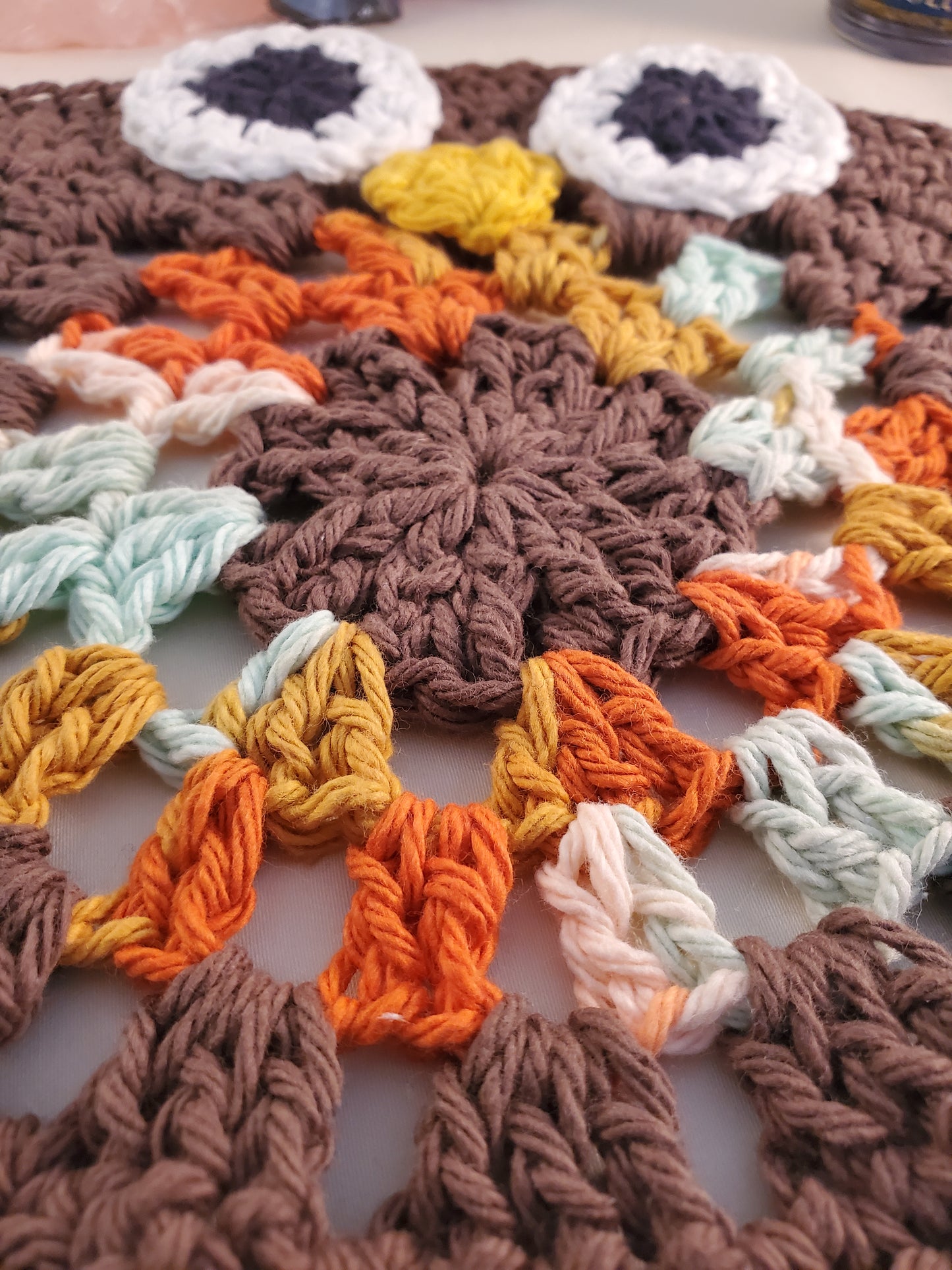 Handmade Owl-Shaped Crochet Hot Pad – Cute 70s Inspired Design
