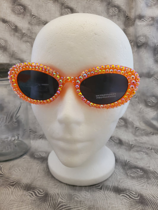 Retro 80s-Inspired Orange Sunglasses with Sparkling Rhinestones